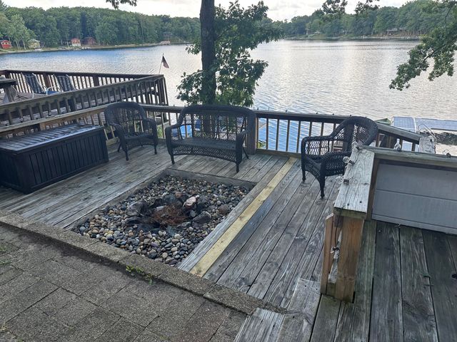 5211 N Red Maple Street, Sauble Twp, MI 49644