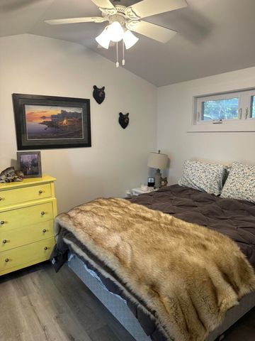 5211 N Red Maple Street, Sauble Twp, MI 49644