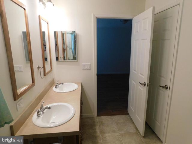 159 EAGLES WATCH S, Bechtelsville, PA 19505