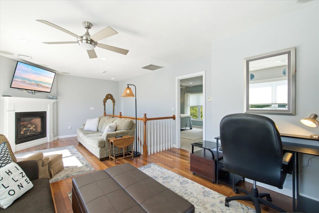 Image 23 of property listing at 90 Kings Highway, Hampton, NH 03842