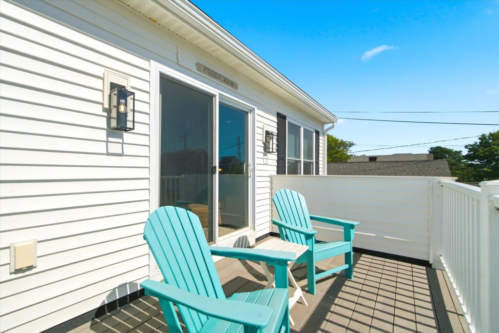Image 52 of property listing at 90 Kings Highway, Hampton, NH 03842