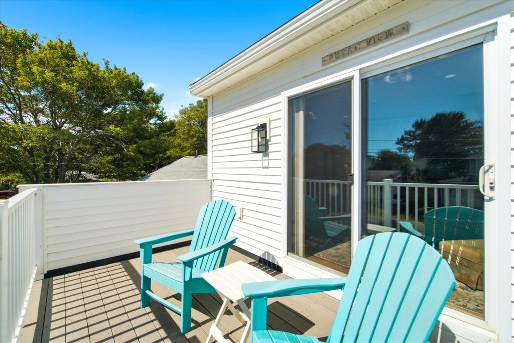 Image 53 of property listing at 90 Kings Highway, Hampton, NH 03842