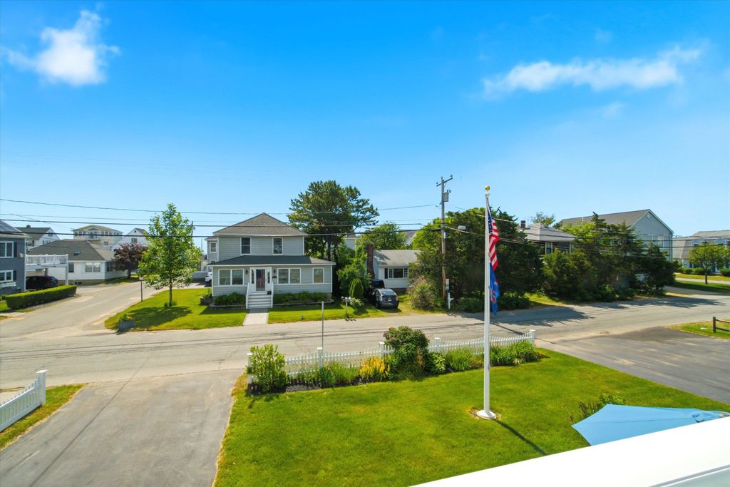 Image 54 of property listing at 90 Kings Highway, Hampton, NH 03842