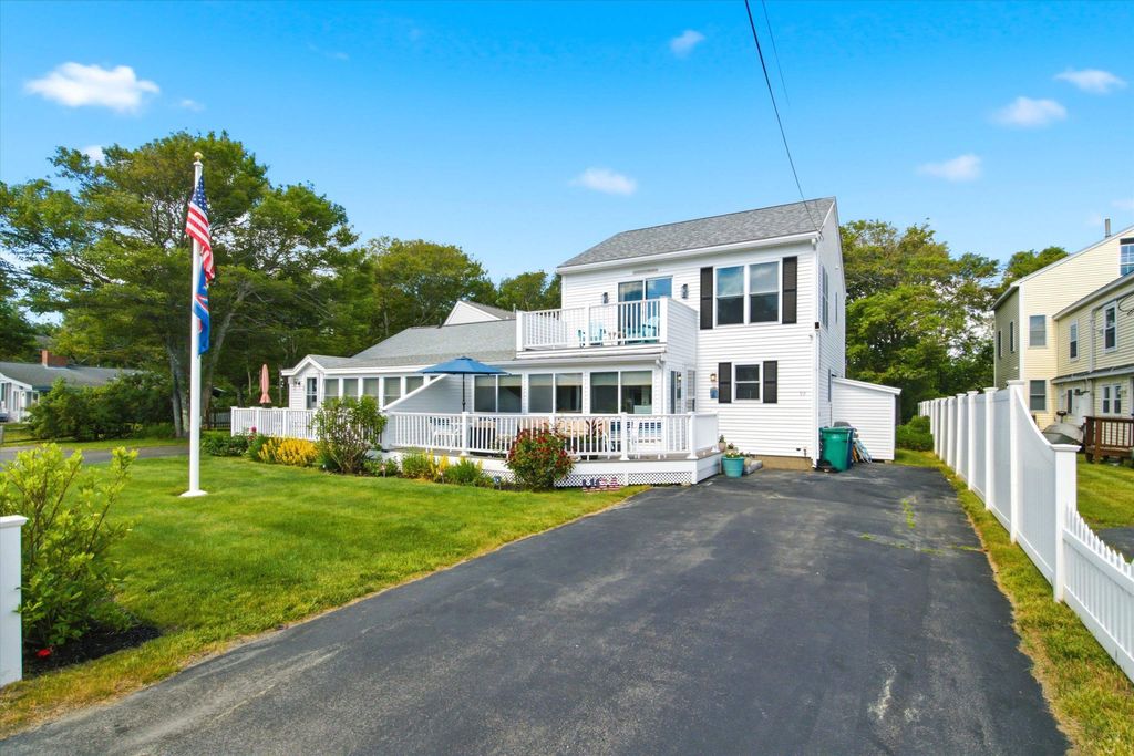 Image 58 of property listing at 90 Kings Highway, Hampton, NH 03842