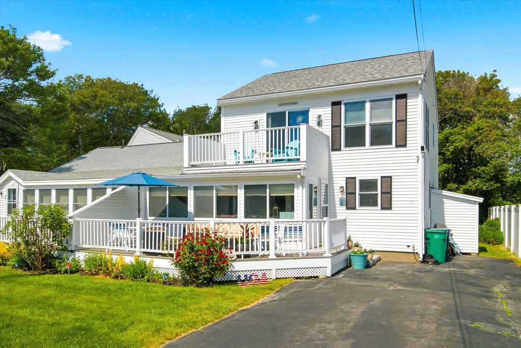 Image 59 of property listing at 90 Kings Highway, Hampton, NH 03842