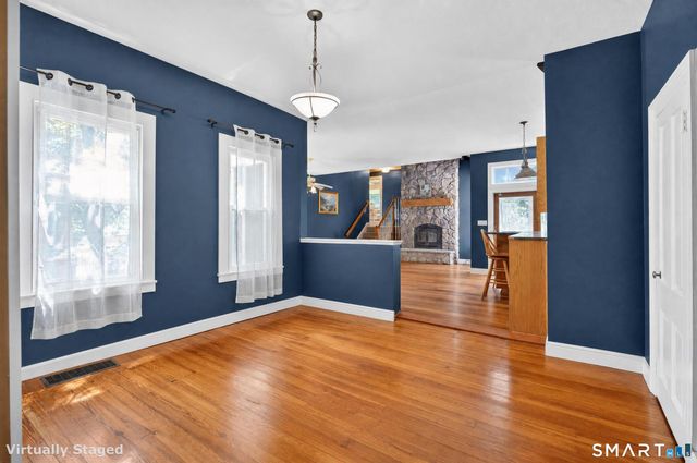 900 Racebrook Road, Orange, CT 06477