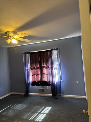 3265 Spreading Oak SW Drive, Atlanta, GA 30311