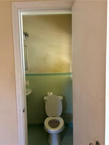 3265 Spreading Oak SW Drive, Atlanta, GA 30311