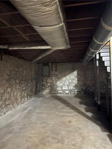 3265 Spreading Oak SW Drive, Atlanta, GA 30311