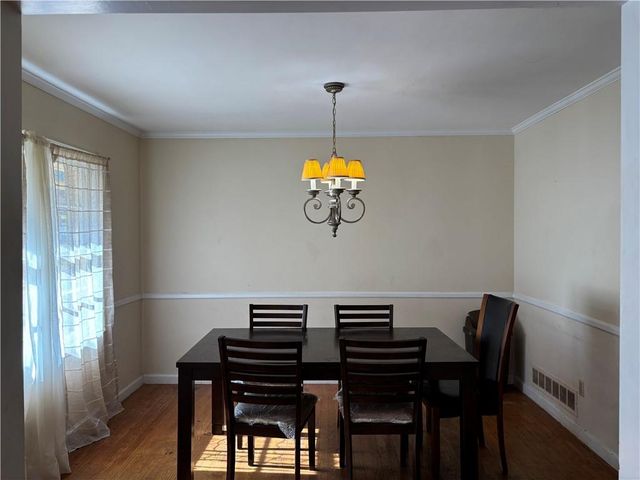 3265 Spreading Oak SW Drive, Atlanta, GA 30311