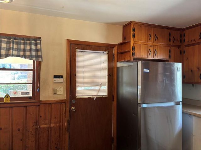 3265 Spreading Oak SW Drive, Atlanta, GA 30311