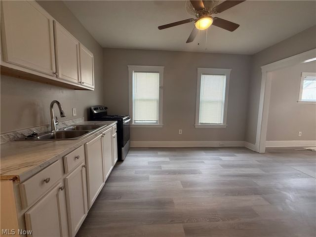 8801 Platten Avenue DOWN, Cleveland, OH 44102