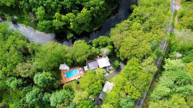 1202 Jackson Corners Road, Red Hook, NY 12571