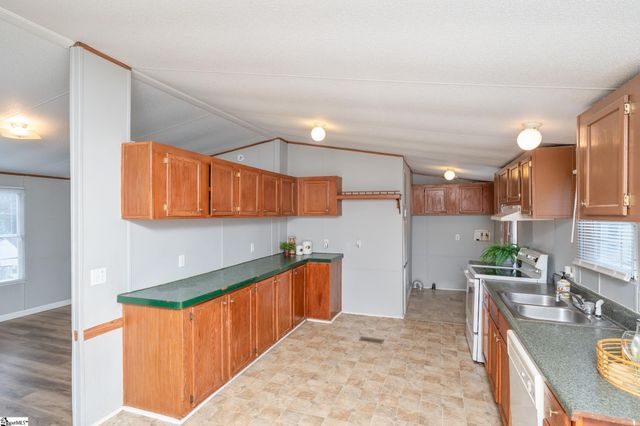 4 Hydro Court, Greenville, SC 29611