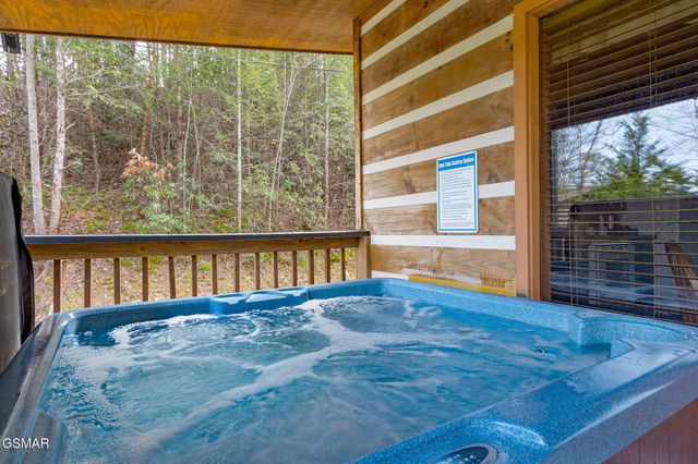 4424 & 4428 Grindstone Ridge Road, Pigeon Forge, TN 37863