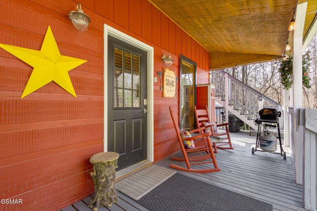 4424 & 4428 Grindstone Ridge Road, Pigeon Forge, TN 37863