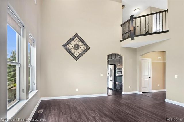 915 Appleton Court, Oakland, MI 48363