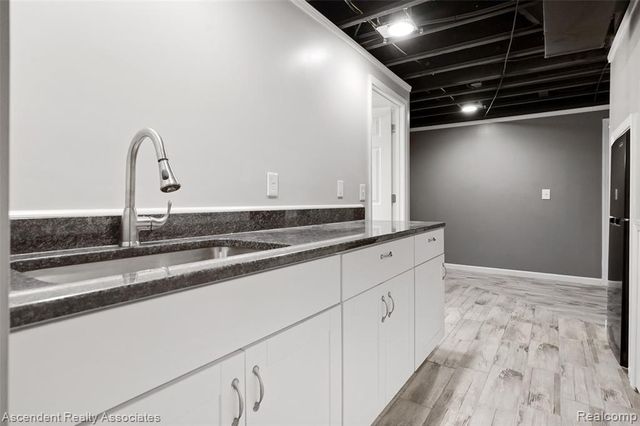915 Appleton Court, Oakland, MI 48363