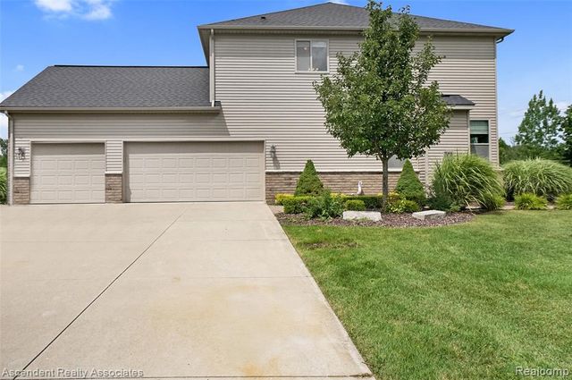 915 Appleton Court, Oakland, MI 48363
