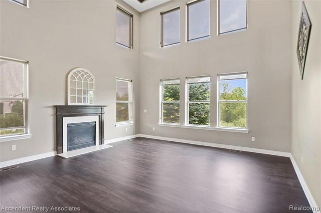 915 Appleton Court, Oakland, MI 48363