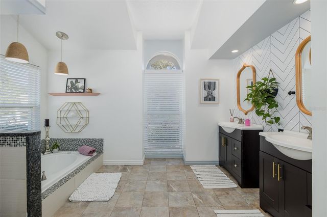 17304 CARRIAGE WAY, Odessa, FL 33556