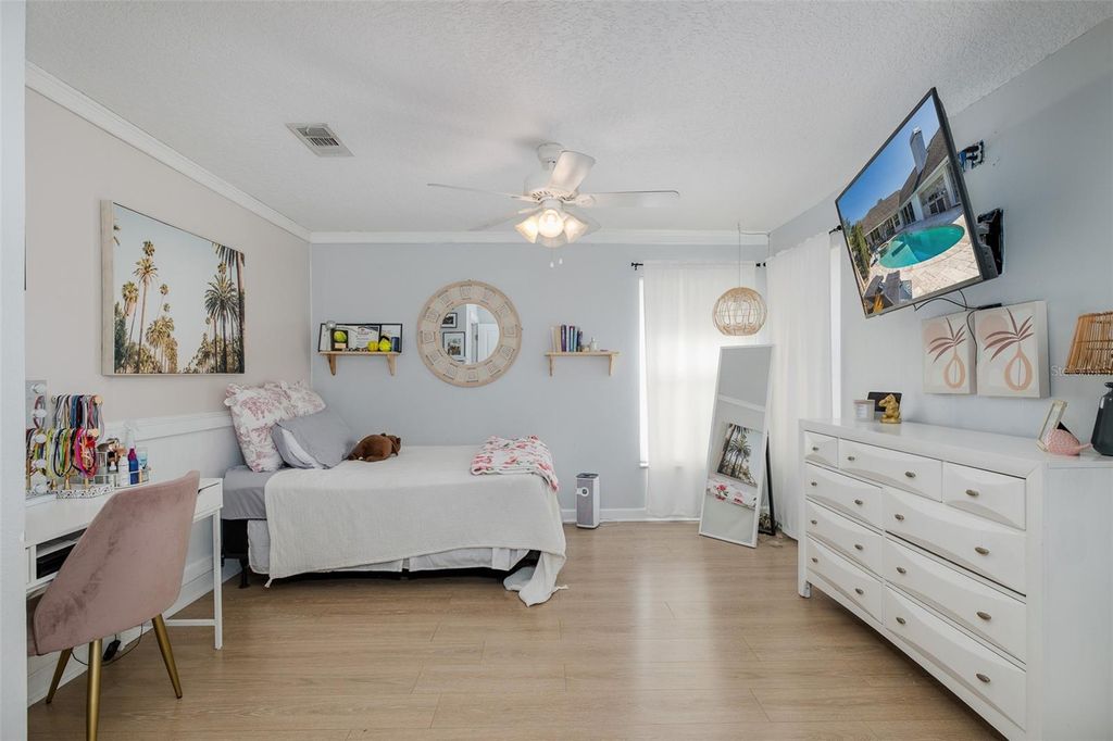 Image 31 of property listing at 17304 CARRIAGE WAY, Odessa, FL 33556