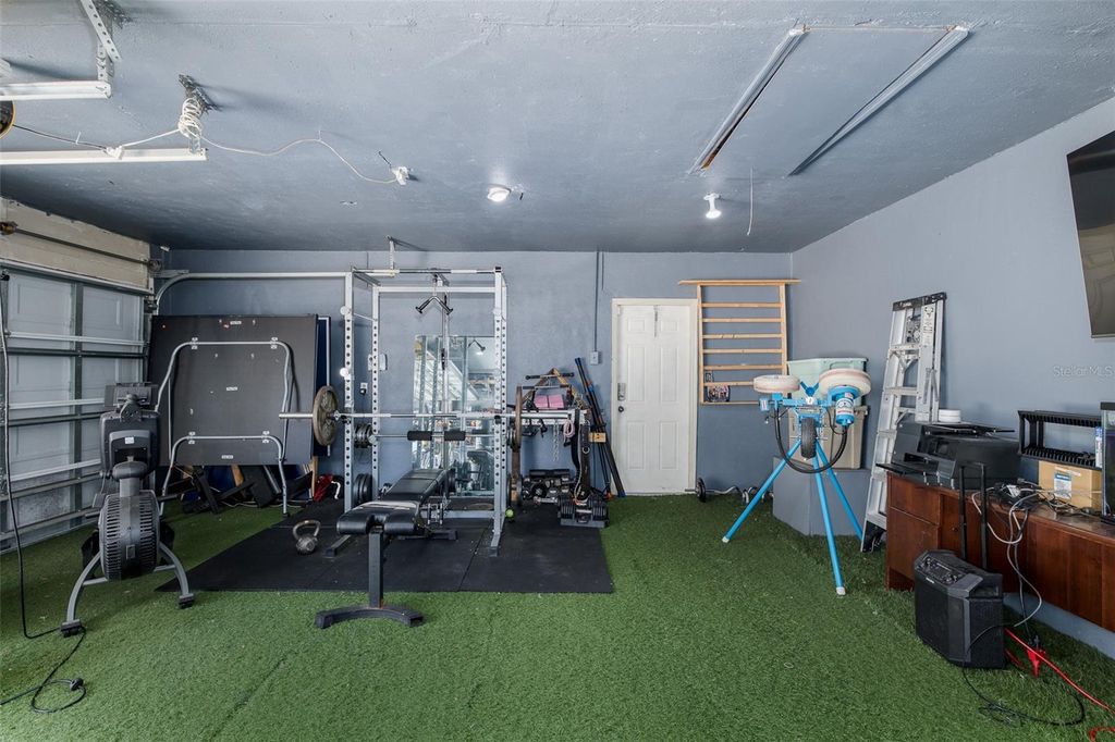 Image 46 of property listing at 17304 CARRIAGE WAY, Odessa, FL 33556