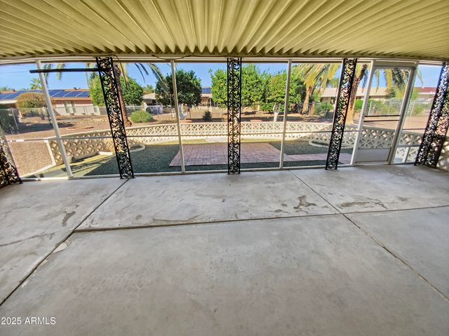 9806 W HUTTON Drive, Sun City, AZ 85351