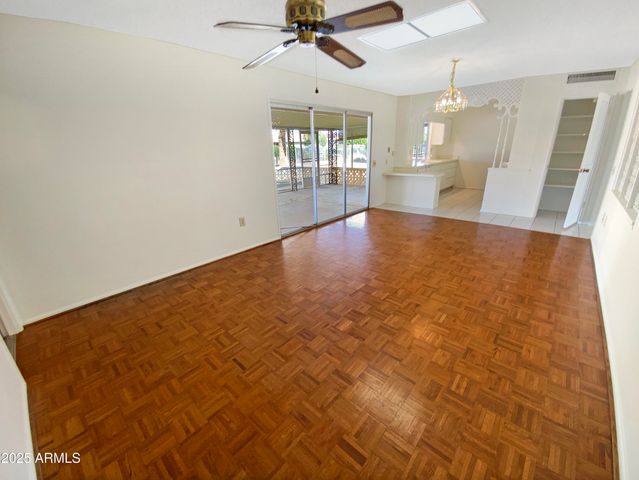 9806 W HUTTON Drive, Sun City, AZ 85351