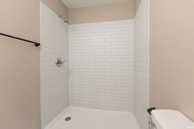 2409 S Elliott Street, Muncie, IN 47302