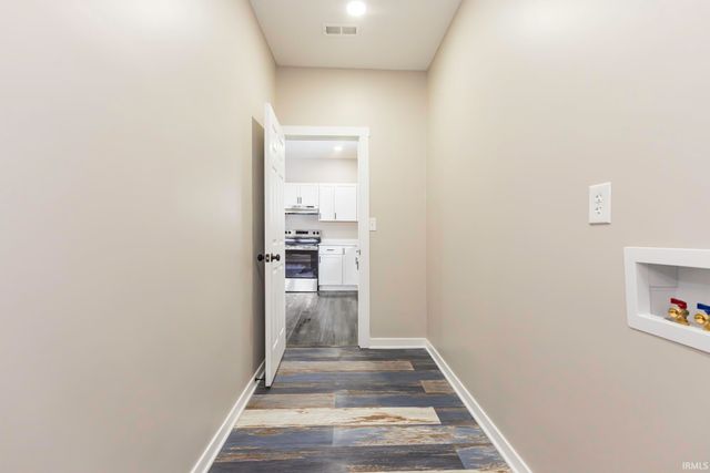 2409 S Elliott Street, Muncie, IN 47302