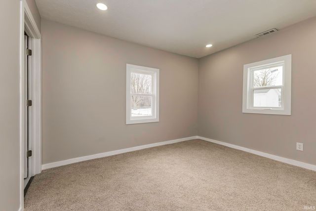 2409 S Elliott Street, Muncie, IN 47302