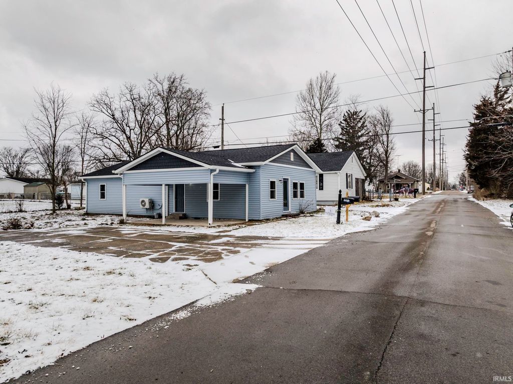 2409 S Elliott Street, Muncie, IN 47302