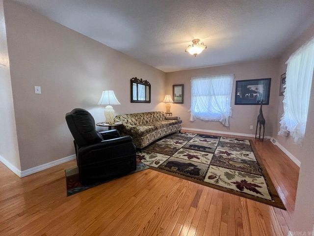 2110 Cambridge Drive, West Plains, Mo, AR 65775