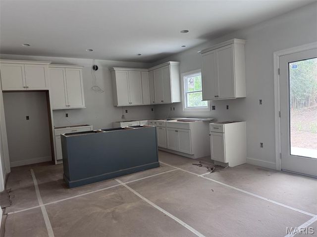 614 Nirk Avenue, Kirkwood, MO 63122