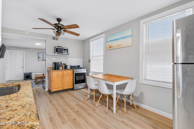 191 3rd Avenue unit 2, Manasquan, NJ 08736