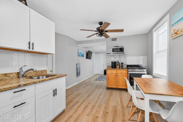 191 3rd Avenue unit 2, Manasquan, NJ 08736