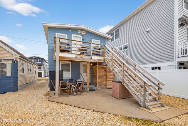 191 3rd Avenue unit 2, Manasquan, NJ 08736