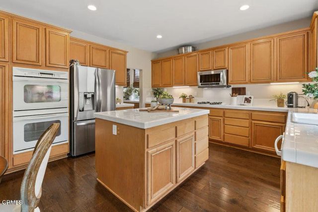 4886 Via Camino, Thousand Oaks, CA 91320