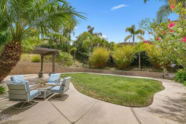 4886 Via Camino, Thousand Oaks, CA 91320