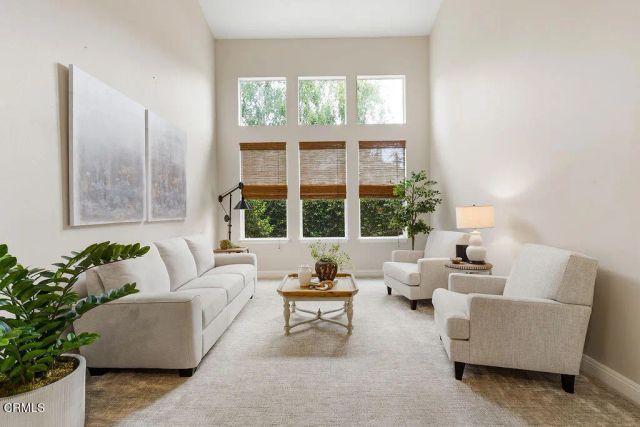 4886 Via Camino, Thousand Oaks, CA 91320