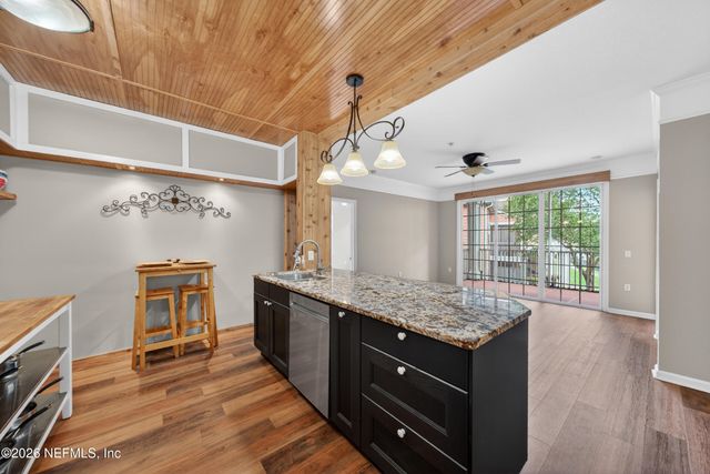 8550 TOUCHTON Road 1022, Jacksonville, FL 32216