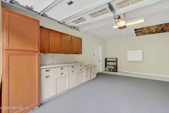 8550 TOUCHTON Road 1022, Jacksonville, FL 32216