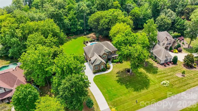314 Stone Cliff Lane, Lake Wylie, SC 29710