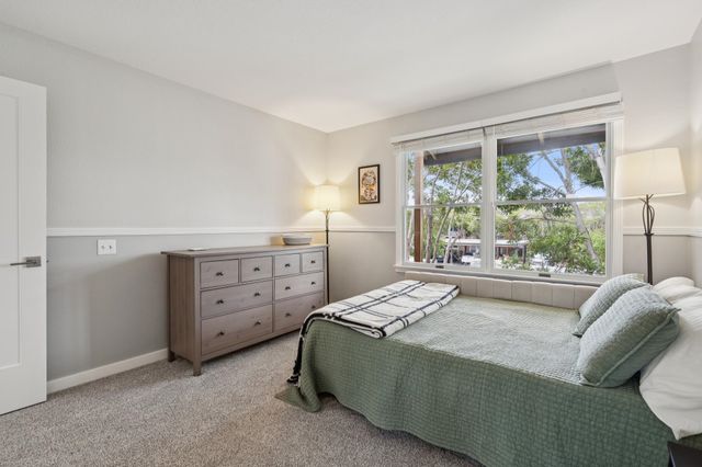 641 Centre Ct, Alameda, CA 94502