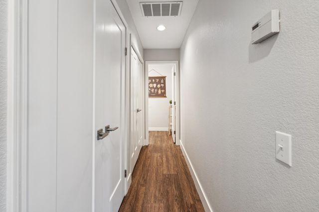 641 Centre Ct, Alameda, CA 94502