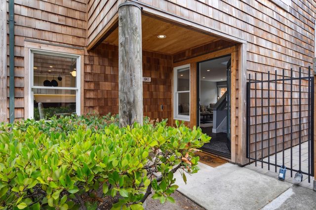 641 Centre Ct, Alameda, CA 94502