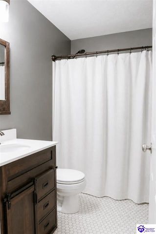 206 Vineyard Road, Elizabethtown, KY 42701