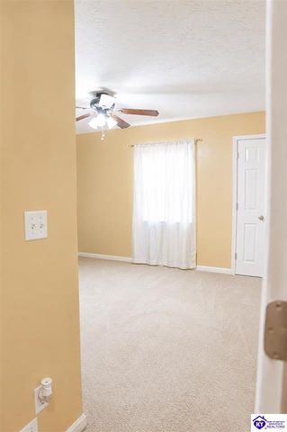 206 Vineyard Road, Elizabethtown, KY 42701