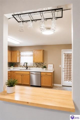 206 Vineyard Road, Elizabethtown, KY 42701